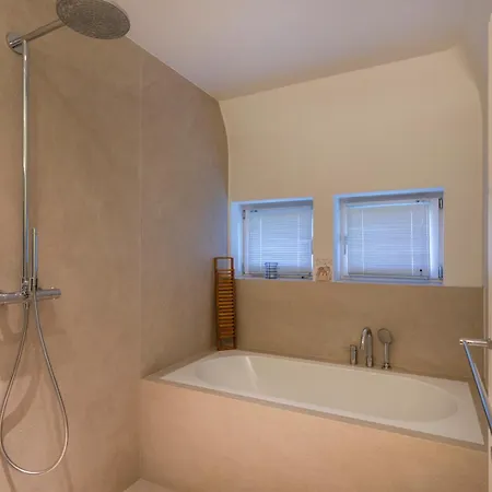 Rafiki - 3 Bedrooms - 8p - *